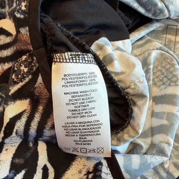 Calvin Klein Women’s Brief Lined Running Shorts Blue Black M (A0130) - Picture 7 of 7